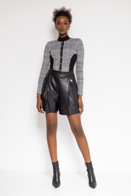 Amnesia LOVI short
