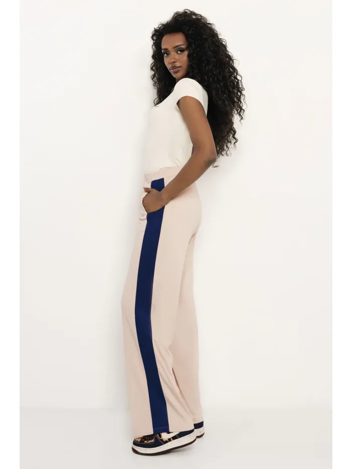 Amnesia VOXI tepláková súprava